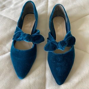 NWOT Seychelles Flats